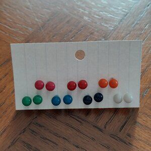 14 pairs of earrings